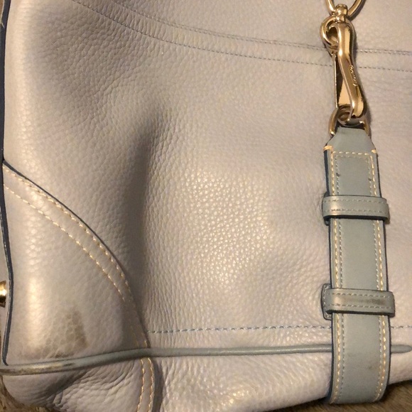 Light Blue Coach Leather Purse - Picture 8 of 8